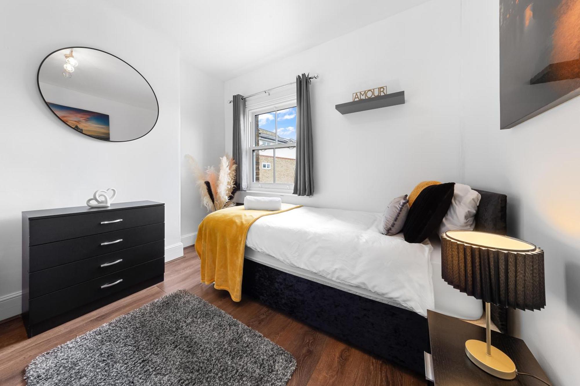 The Hogwarts Retreat - Cinema Room - Special May Offer - 25Th - 31St Watford  Dış mekan fotoğraf