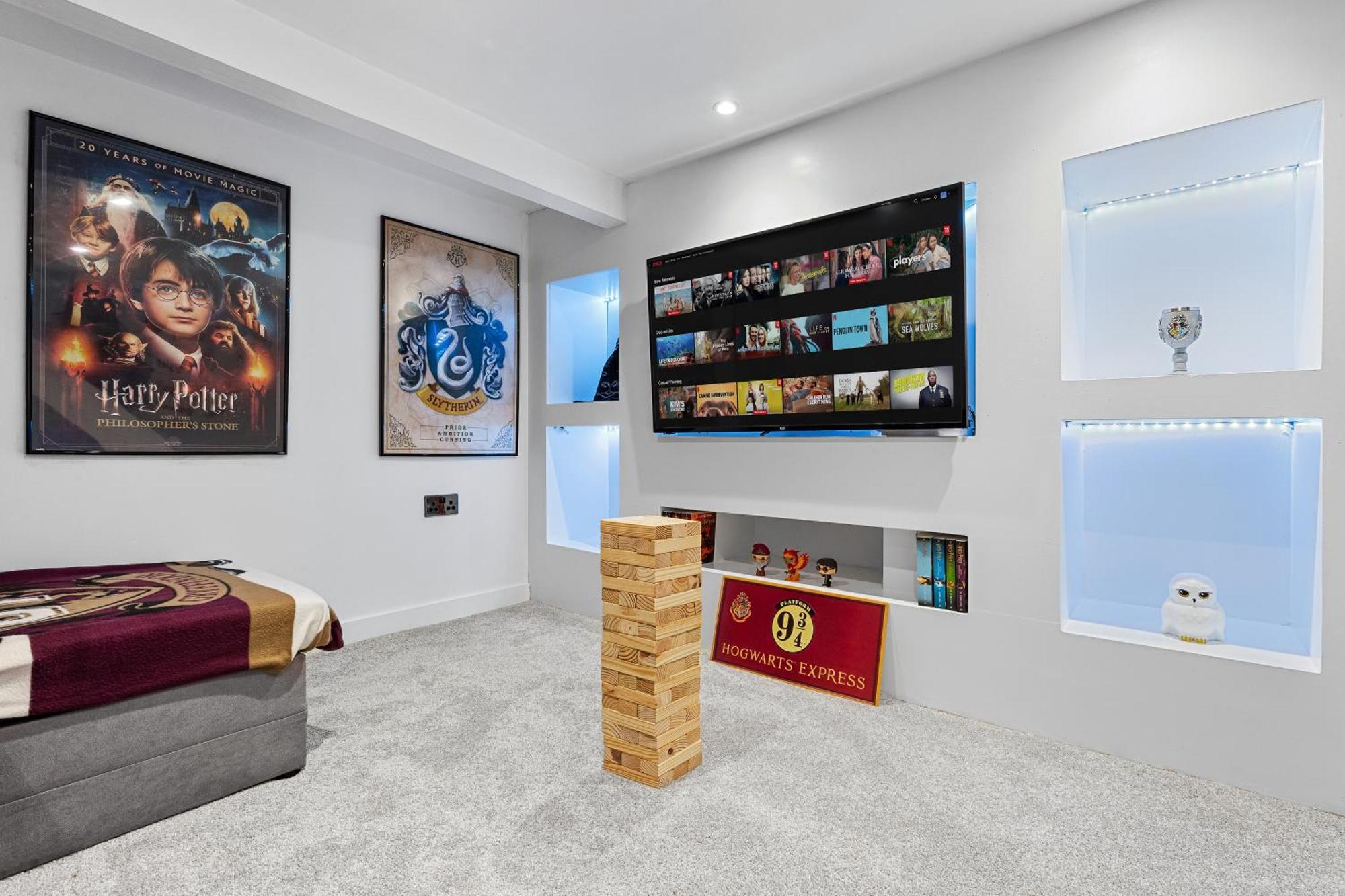 The Hogwarts Retreat - Cinema Room - Special May Offer - 25Th - 31St Watford  Dış mekan fotoğraf