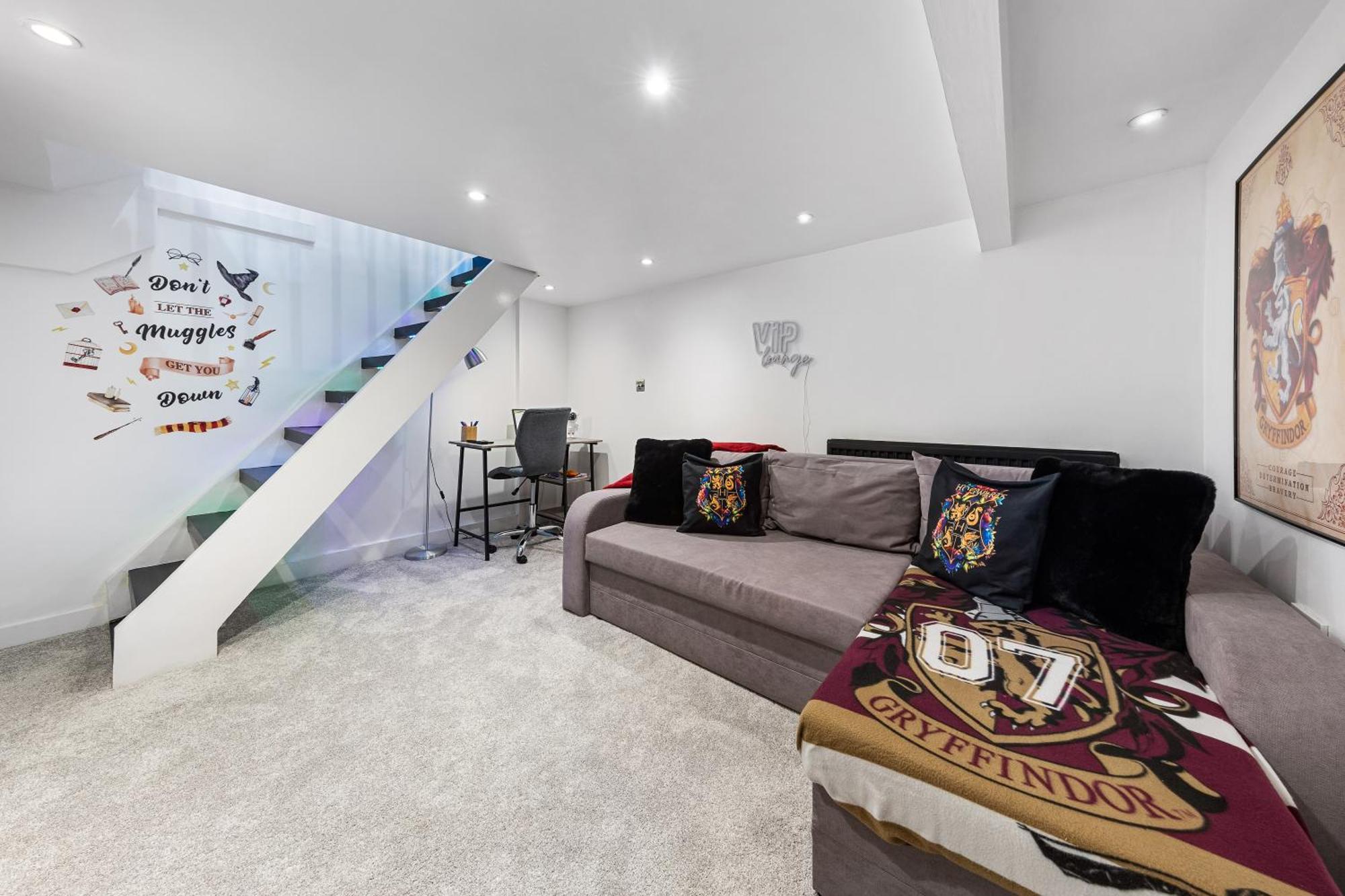 The Hogwarts Retreat - Cinema Room - Special May Offer - 25Th - 31St Watford  Dış mekan fotoğraf