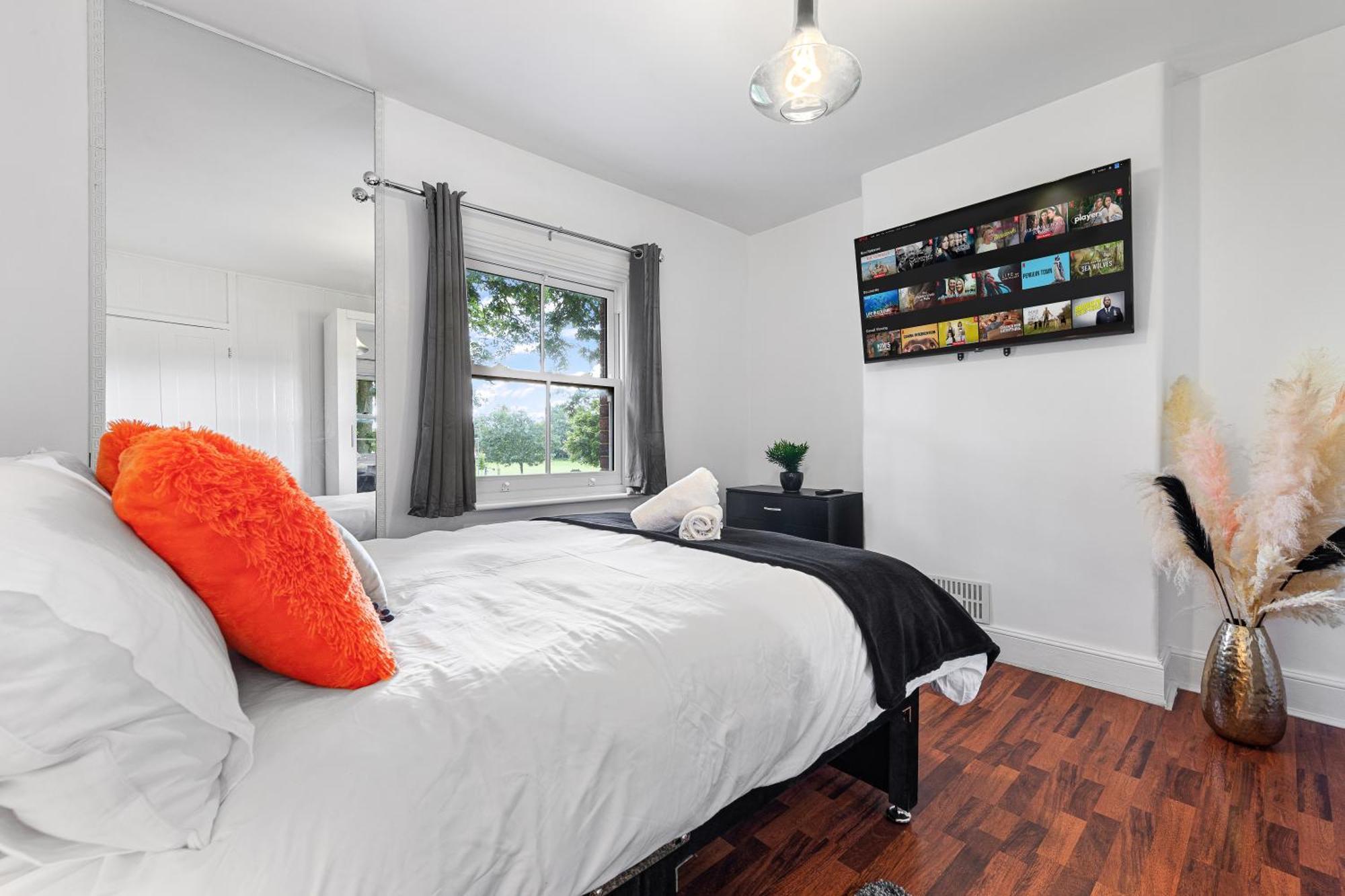 The Hogwarts Retreat - Cinema Room - Special May Offer - 25Th - 31St Watford  Dış mekan fotoğraf